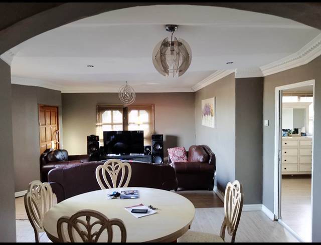 3 BEDROOM HOUSE FOR SALE IN MOTHERWELL NU 8